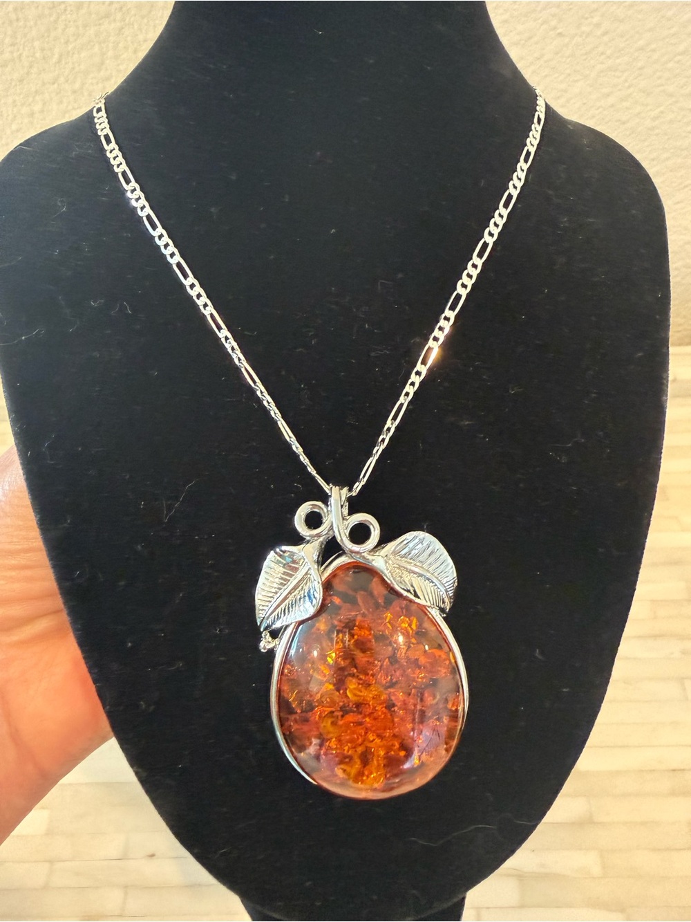 Silver Amber Teardrop Leaf Pendant Necklace - Orange